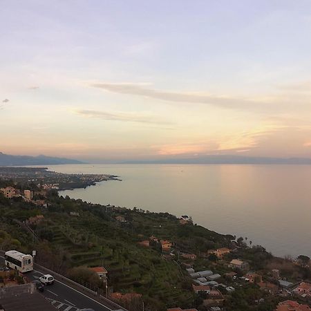 Il Balcone Di Galatea Appartement Acireale Buitenkant foto