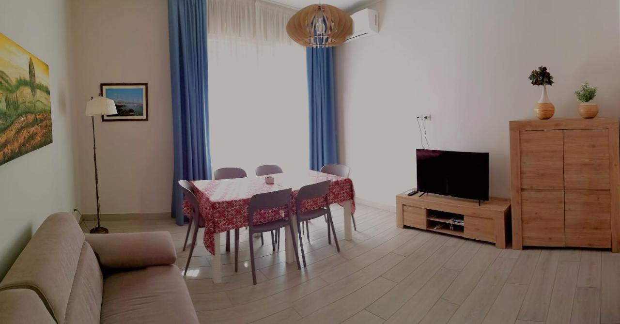 Il Balcone Di Galatea Appartement Acireale Buitenkant foto