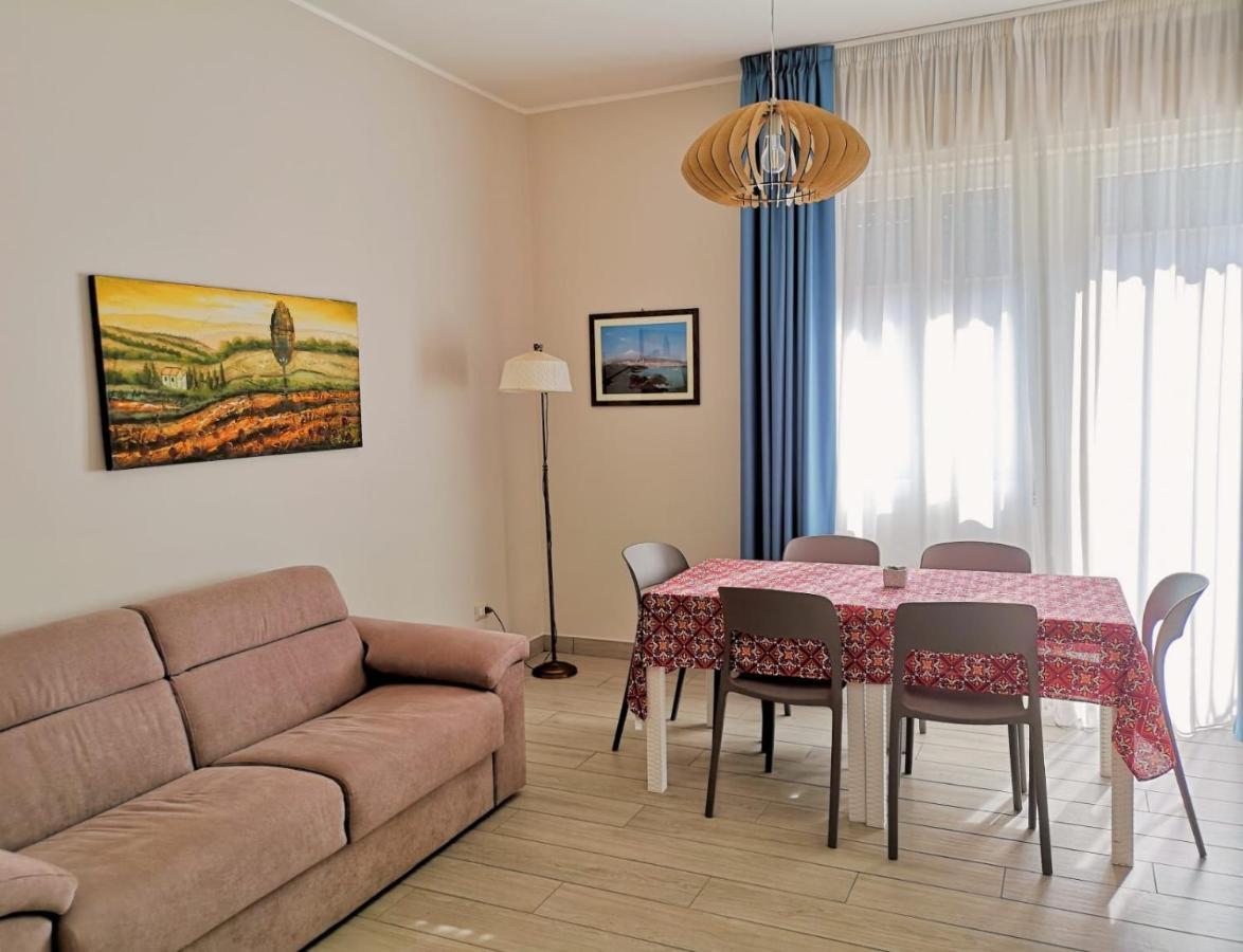 Il Balcone Di Galatea Appartement Acireale Buitenkant foto