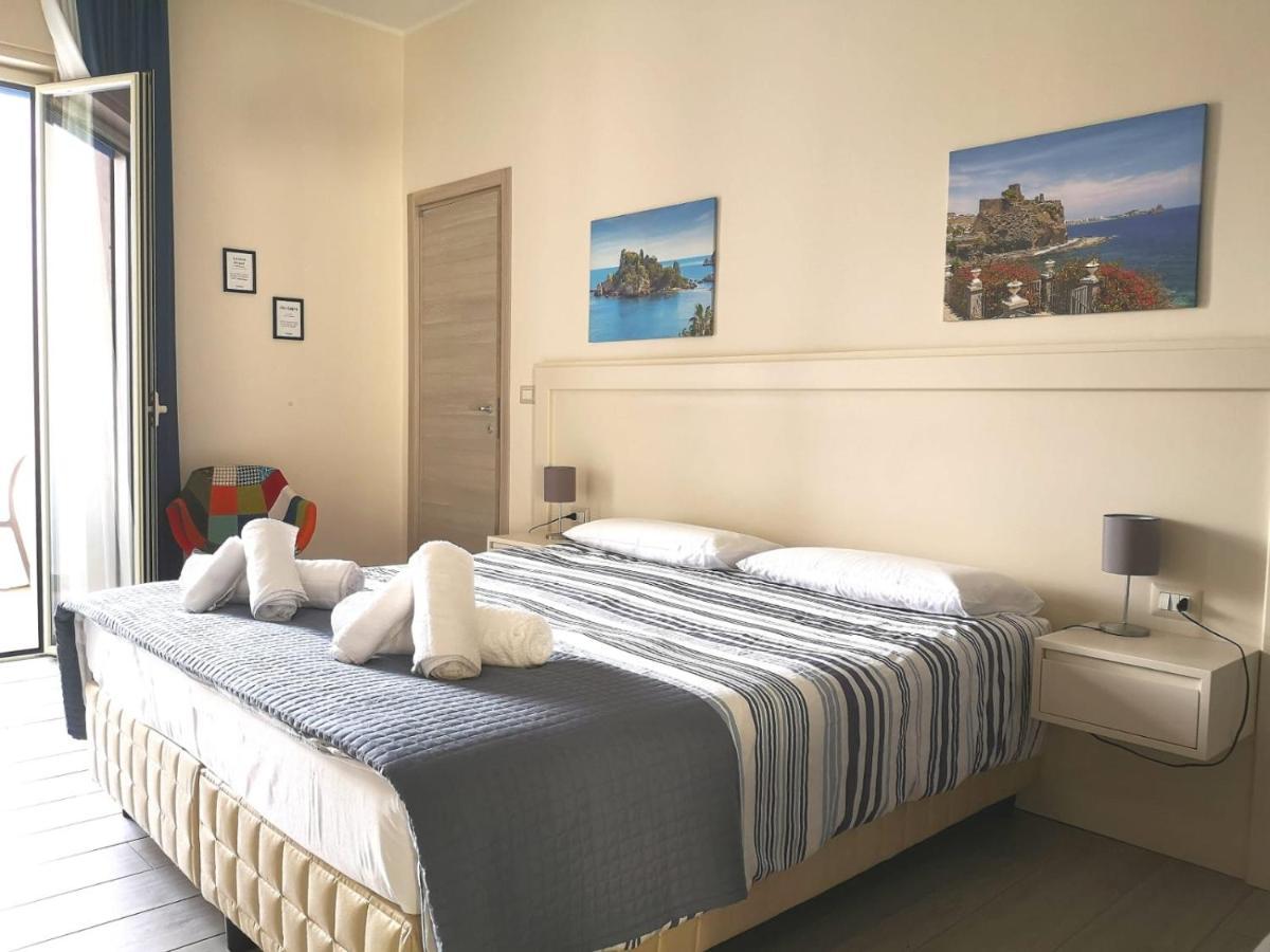 Il Balcone Di Galatea Appartement Acireale Buitenkant foto